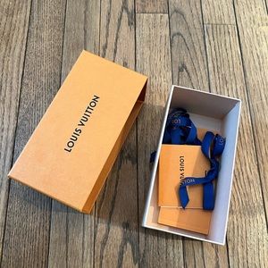 Authentic Louis Vuitton, sunglasses box